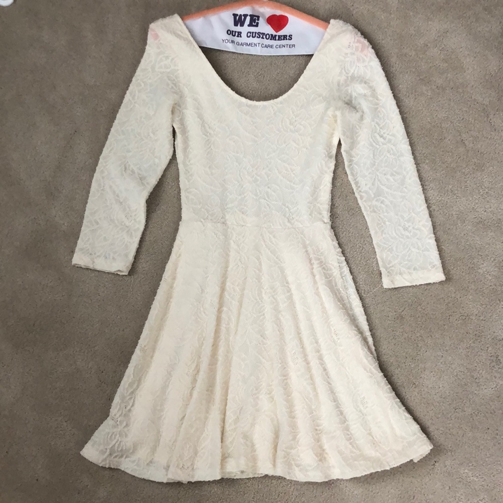 Abercrombie & Fitch Creme Dress